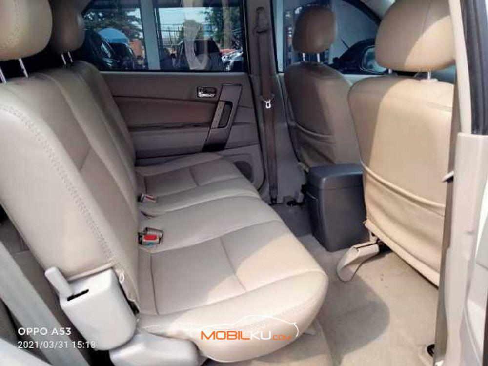 Mobil Daihatsu Terios 2011