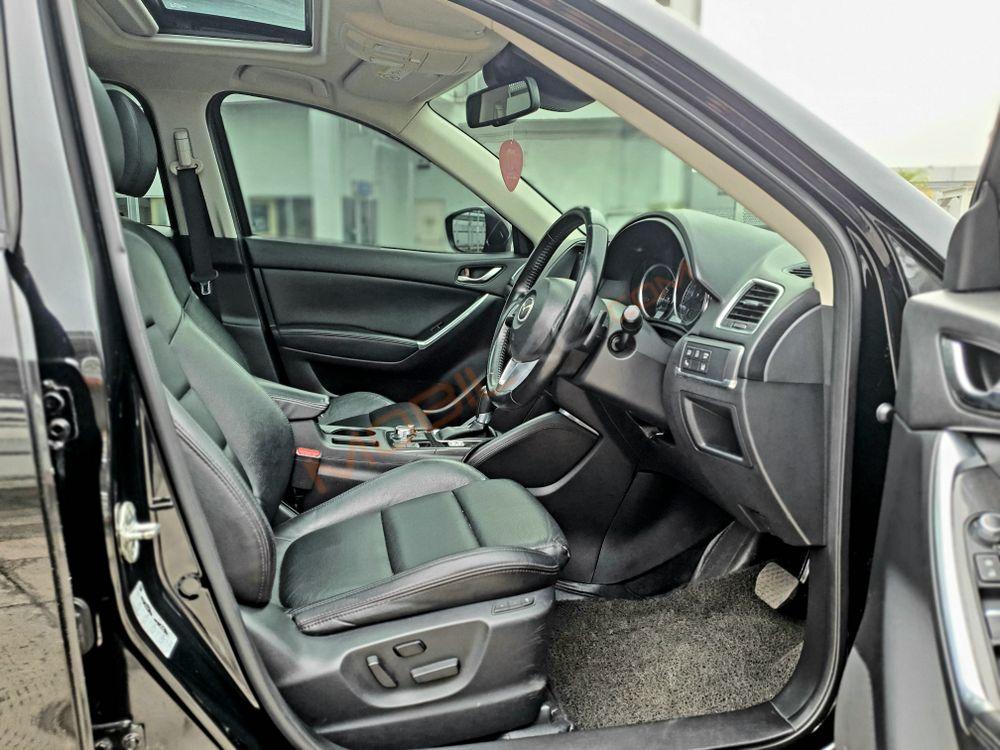 Mobil Mazda CX-5 2016