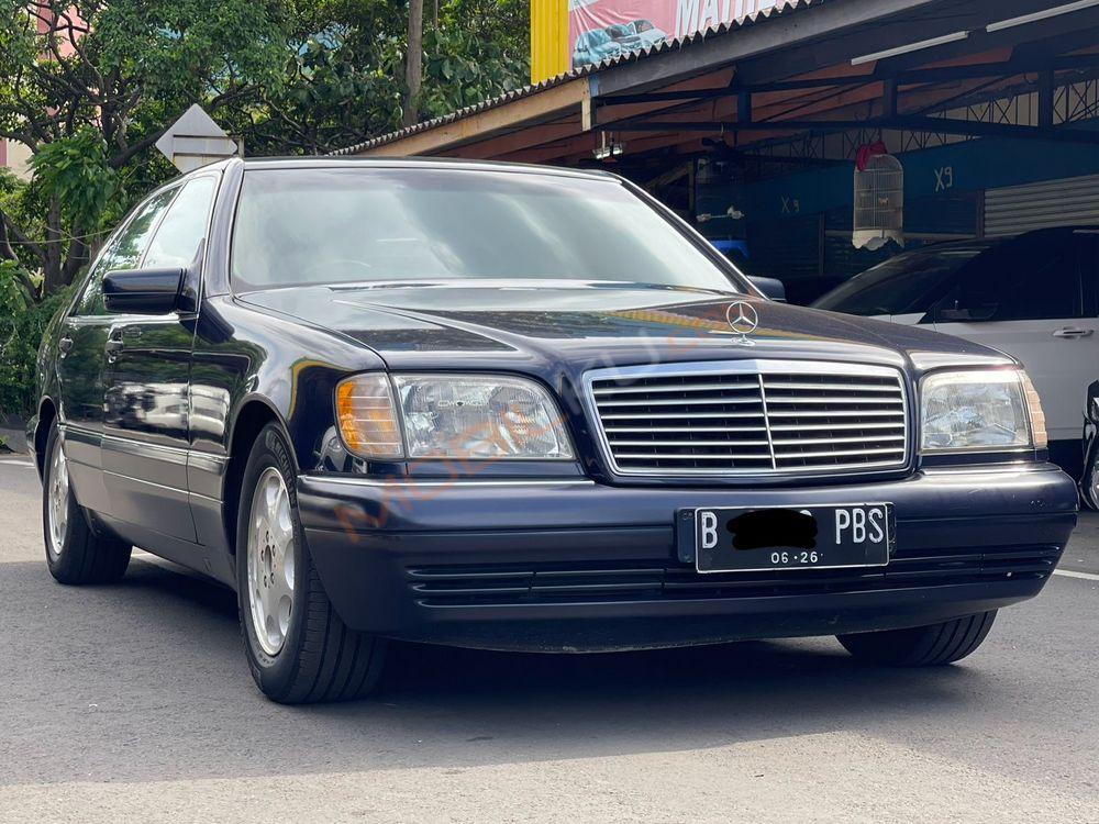 Mobil Mercedes-Benz S-Class 1996