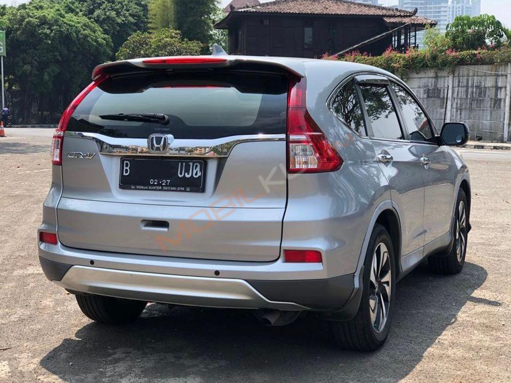 Mobil Honda CR-V 2017