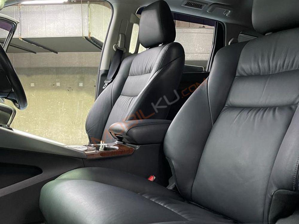 Mobil Mitsubishi Pajero Sport 2016