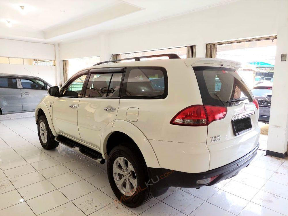 Mobil Mitsubishi Pajero Sport 2014