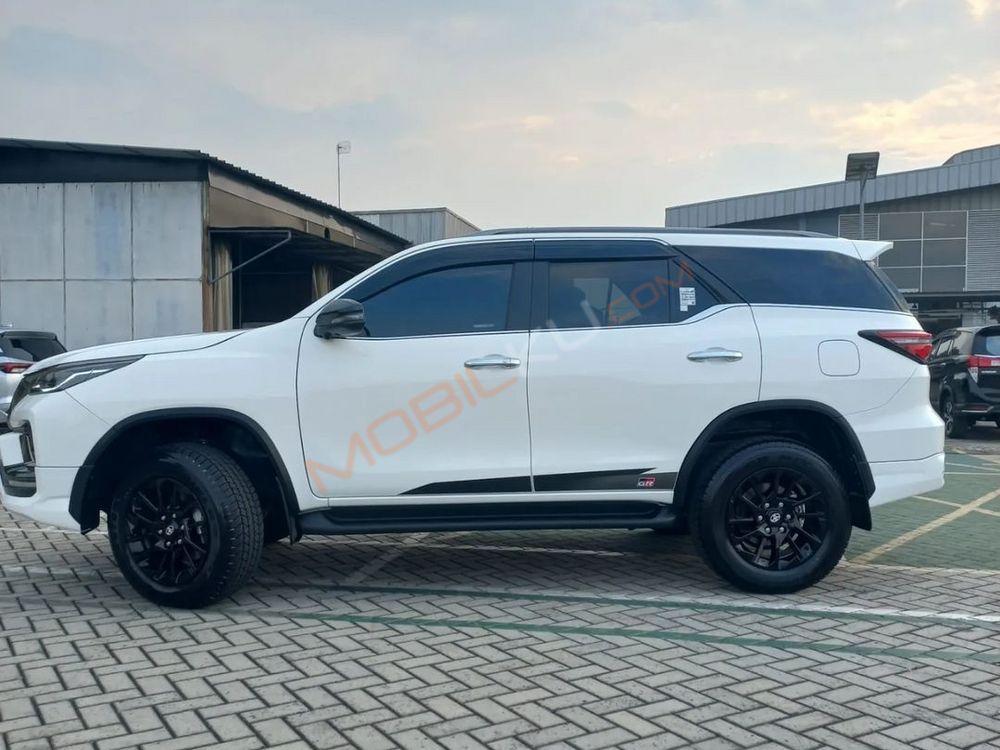 Mobil undefined undefined undefined