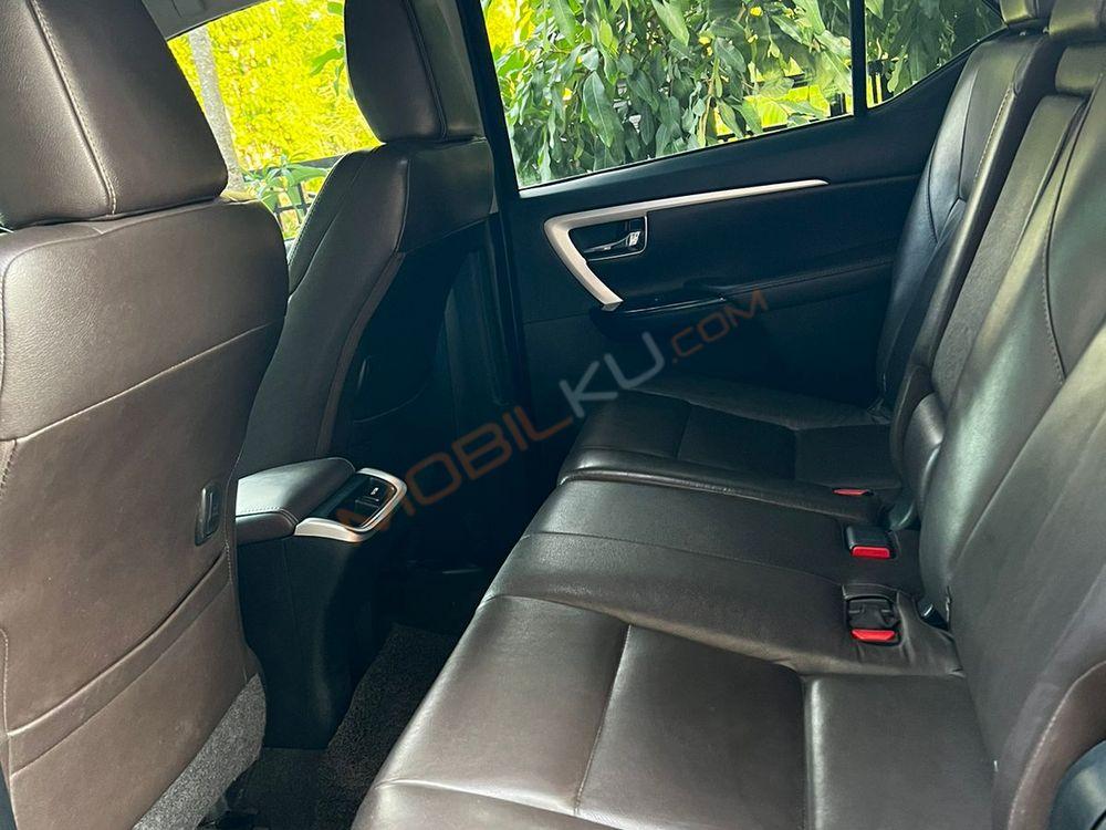 Mobil Toyota Fortuner 2016