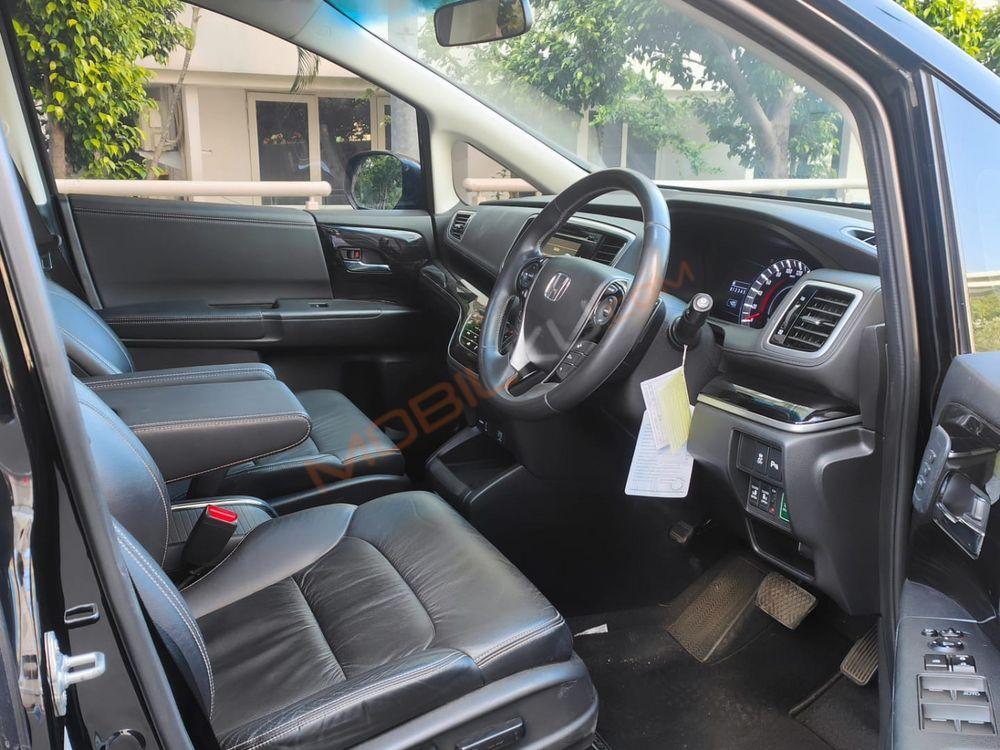 Mobil Honda Odyssey 2018