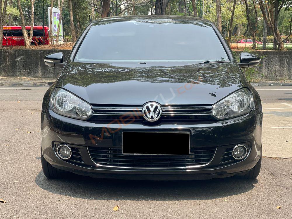 Mobil Volkswagen Golf 2013