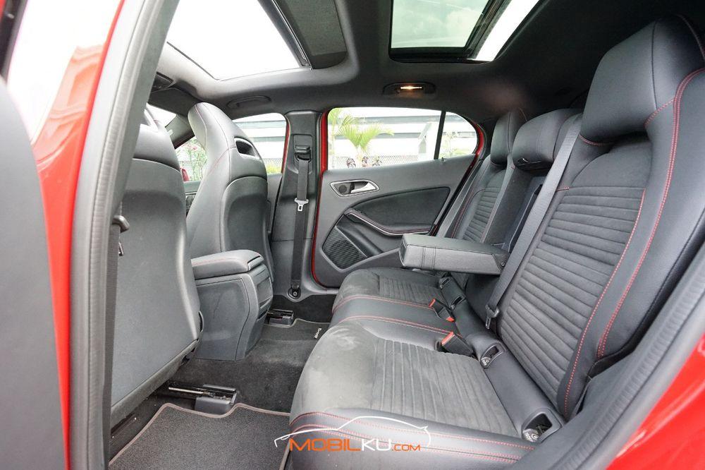 Mobil Mercedes-Benz GLA 2018