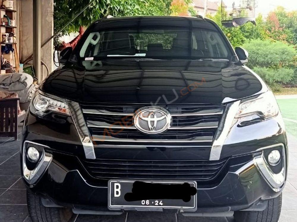 Mobil Toyota Fortuner 2019