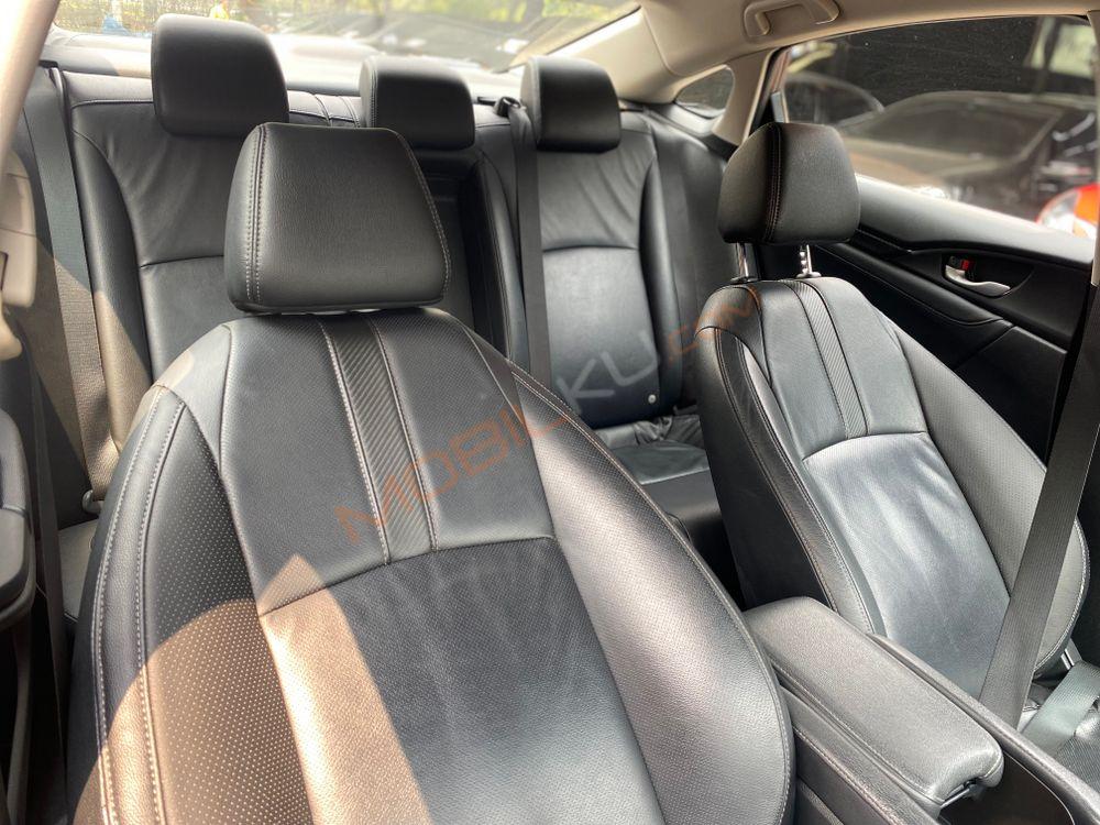 Mobil Honda Civic Sedan 2017