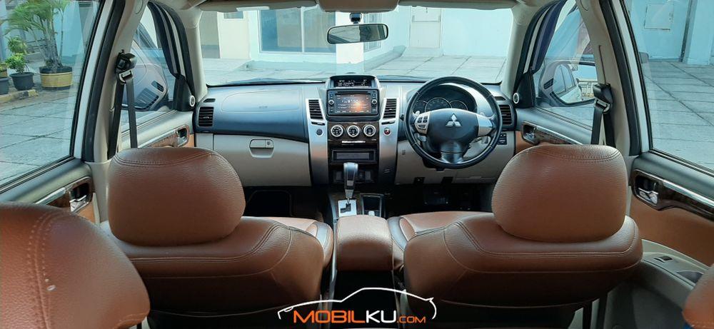 Mobil Mitsubishi Pajero Sport 2014
