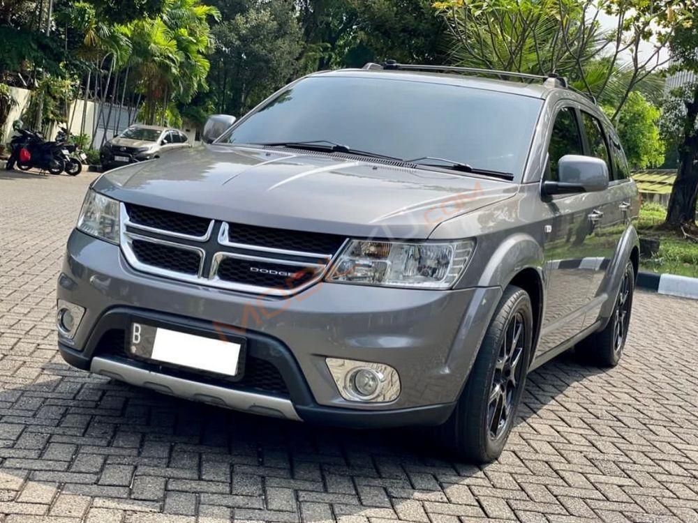 Mobil Dodge Journey 2013
