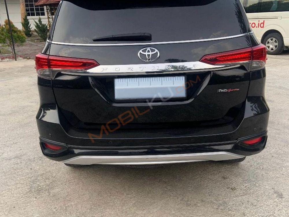 Mobil Toyota Fortuner 2018