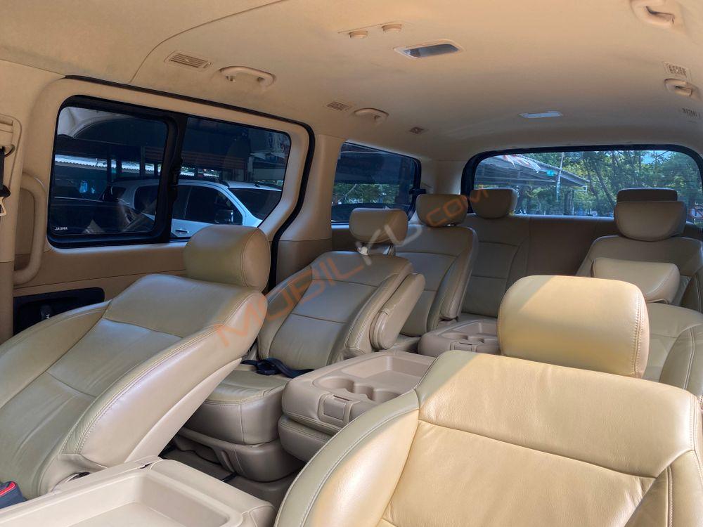 Mobil Hyundai H-1 2017