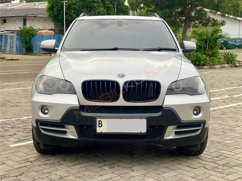 Mobil BMW X5 2008