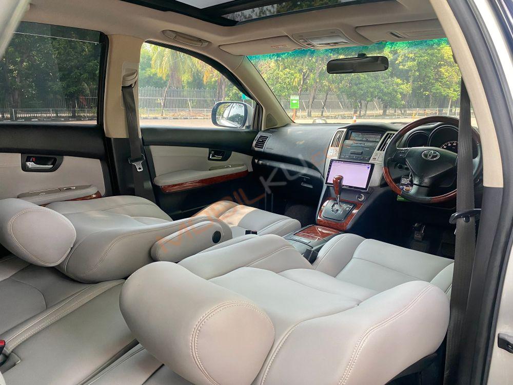 Mobil Toyota Harrier 2008