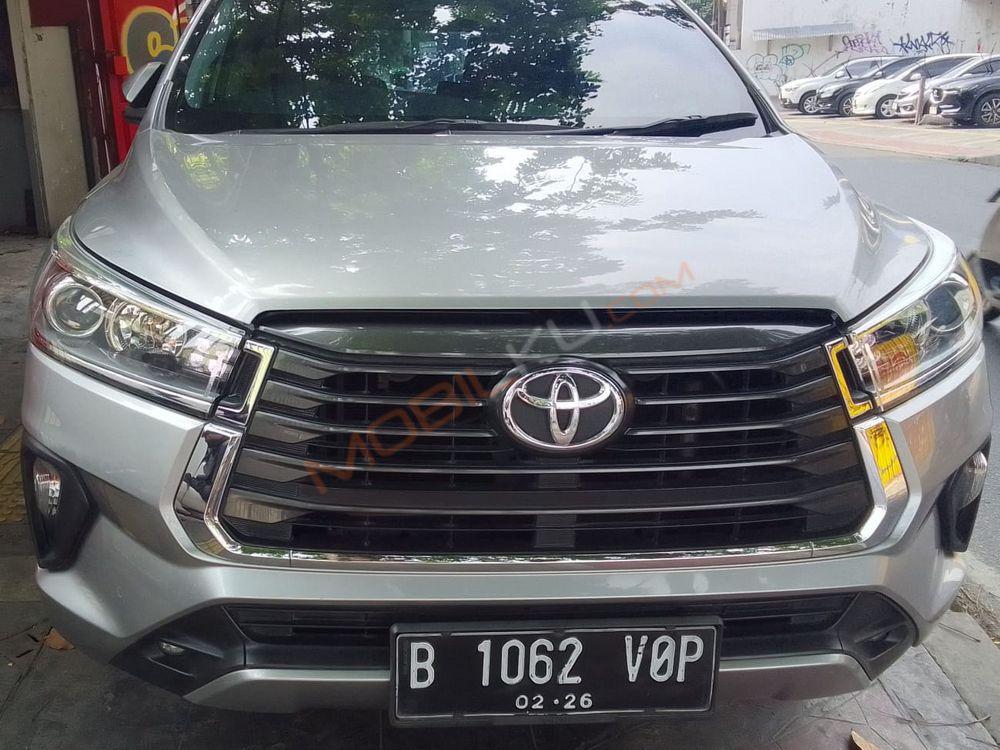 Mobil Toyota Kijang Innova 2021