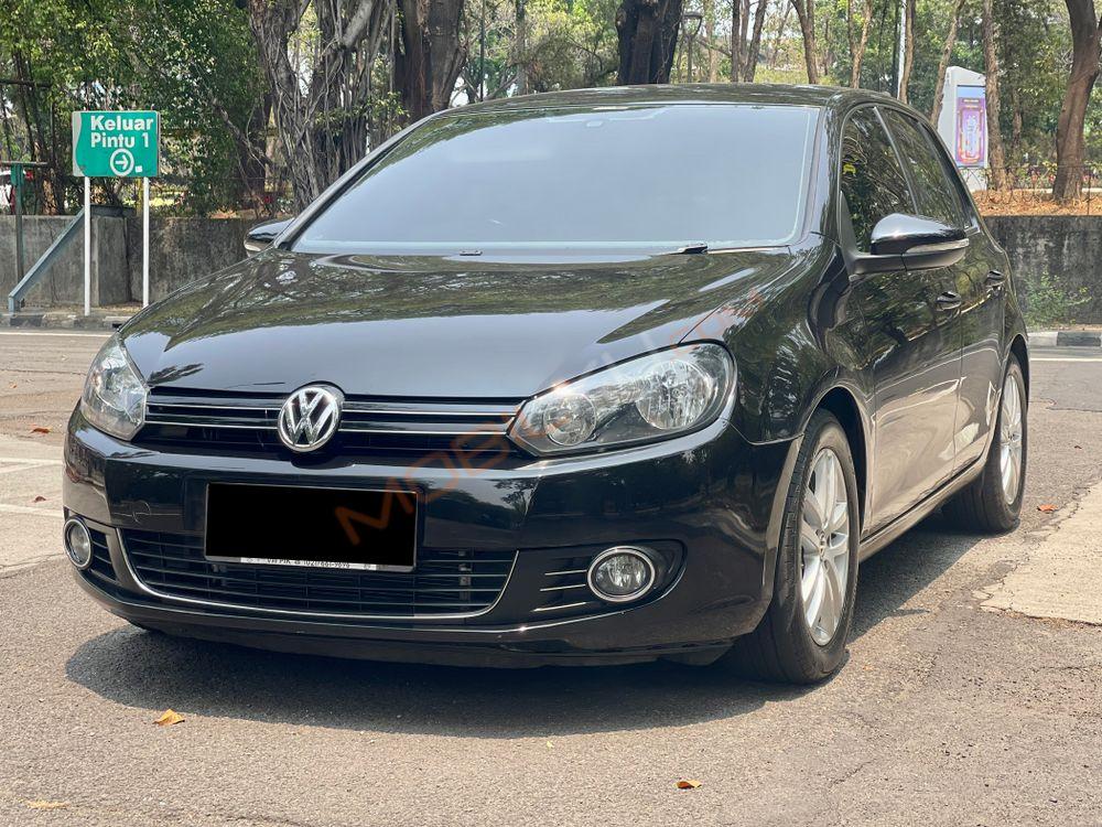 Mobil Volkswagen Golf 2013