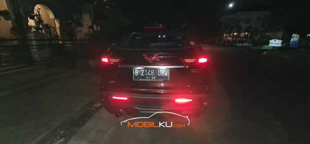 Mobil Wuling Almaz 2020