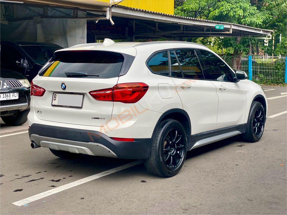 Mobil BMW X1 2019