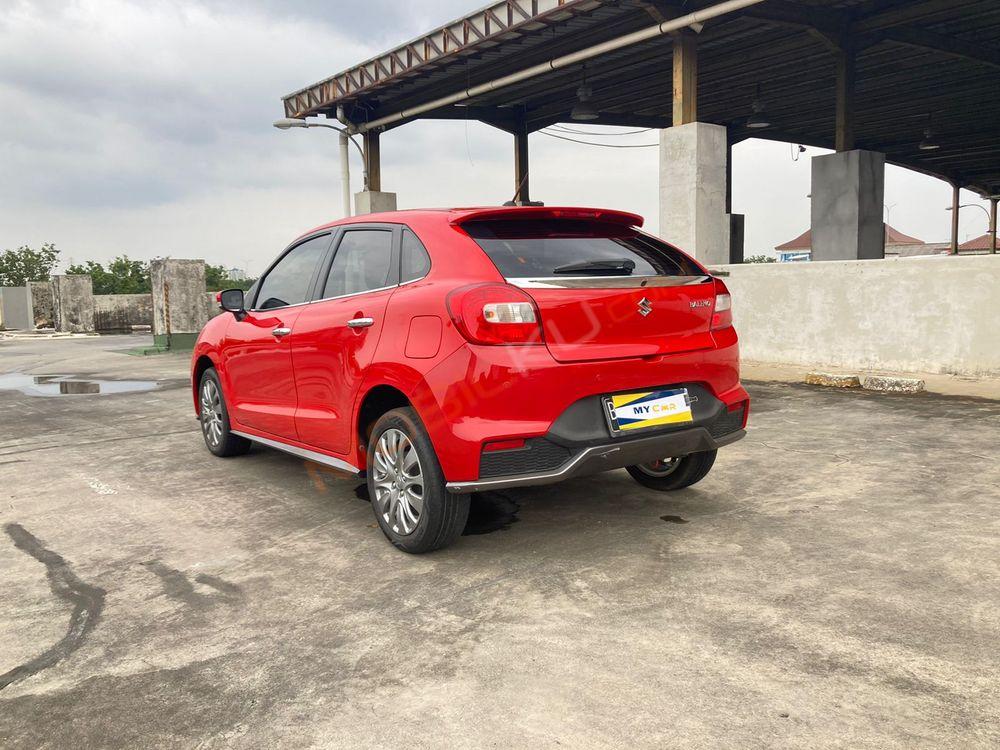 Mobil Suzuki Baleno 2017