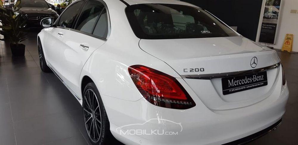 Mobil Mercedes-Benz C-Class 2019
