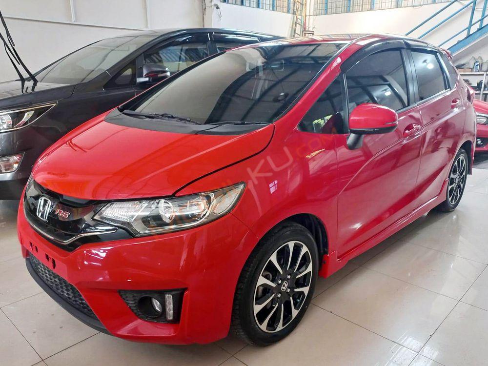 Mobil Honda Jazz 2016