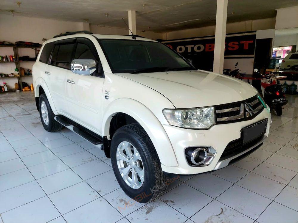 Mobil Mitsubishi Pajero Sport 2014