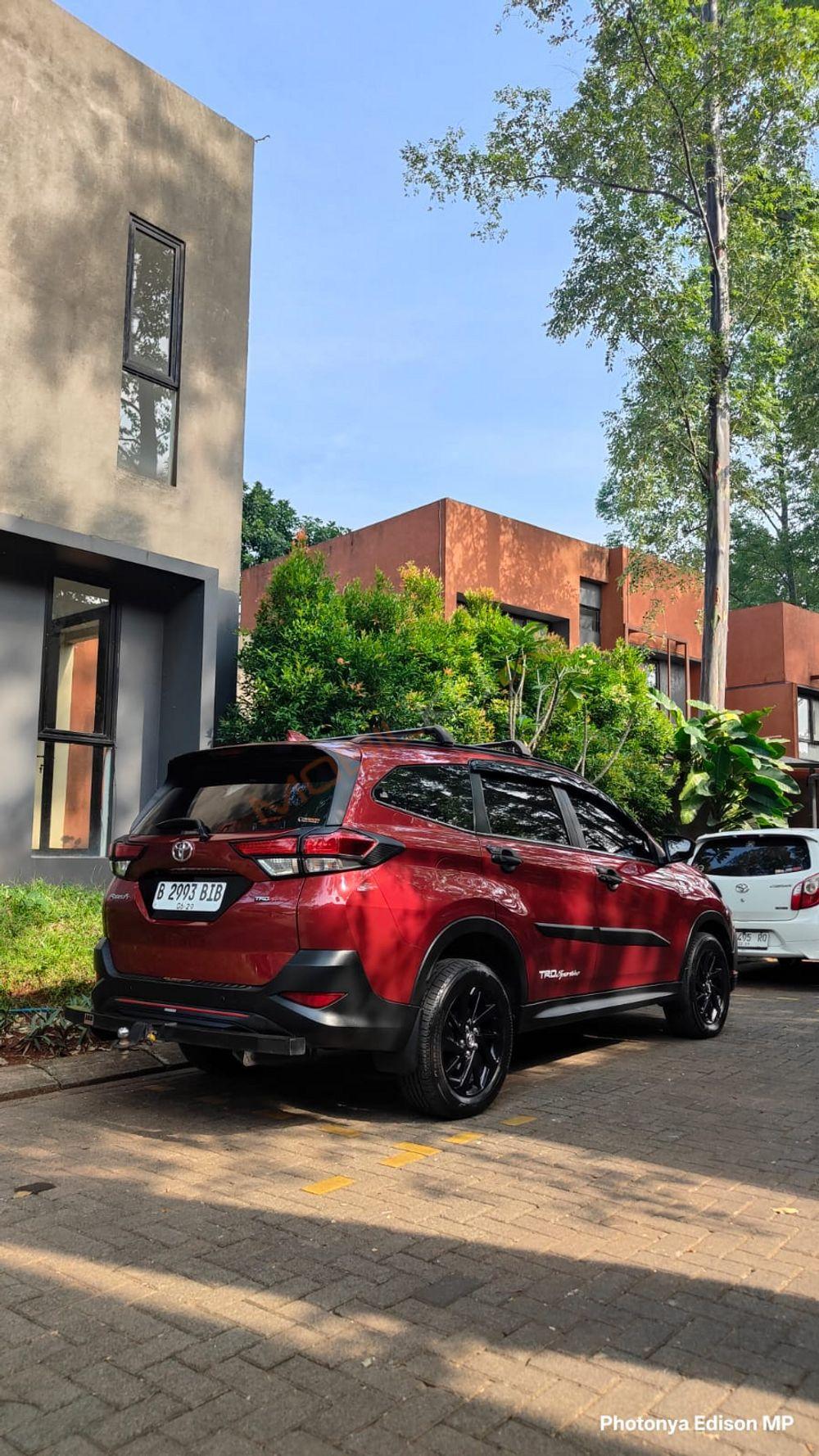 Mobil Toyota Rush 2019