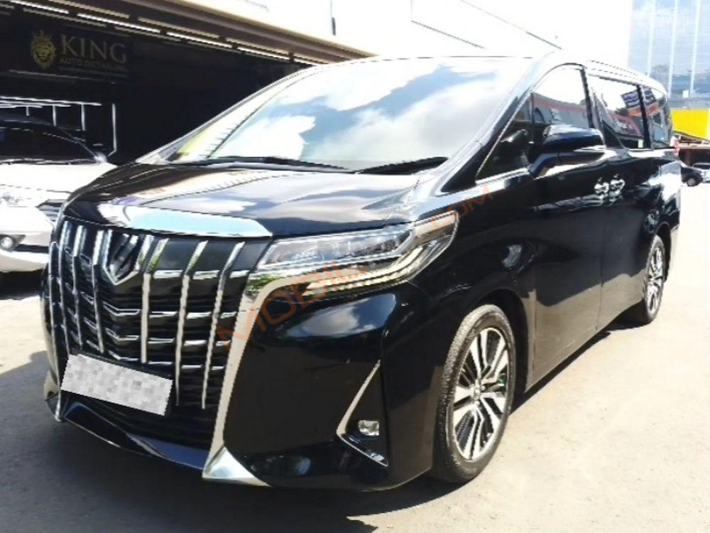 Mobil Toyota Alphard 2018