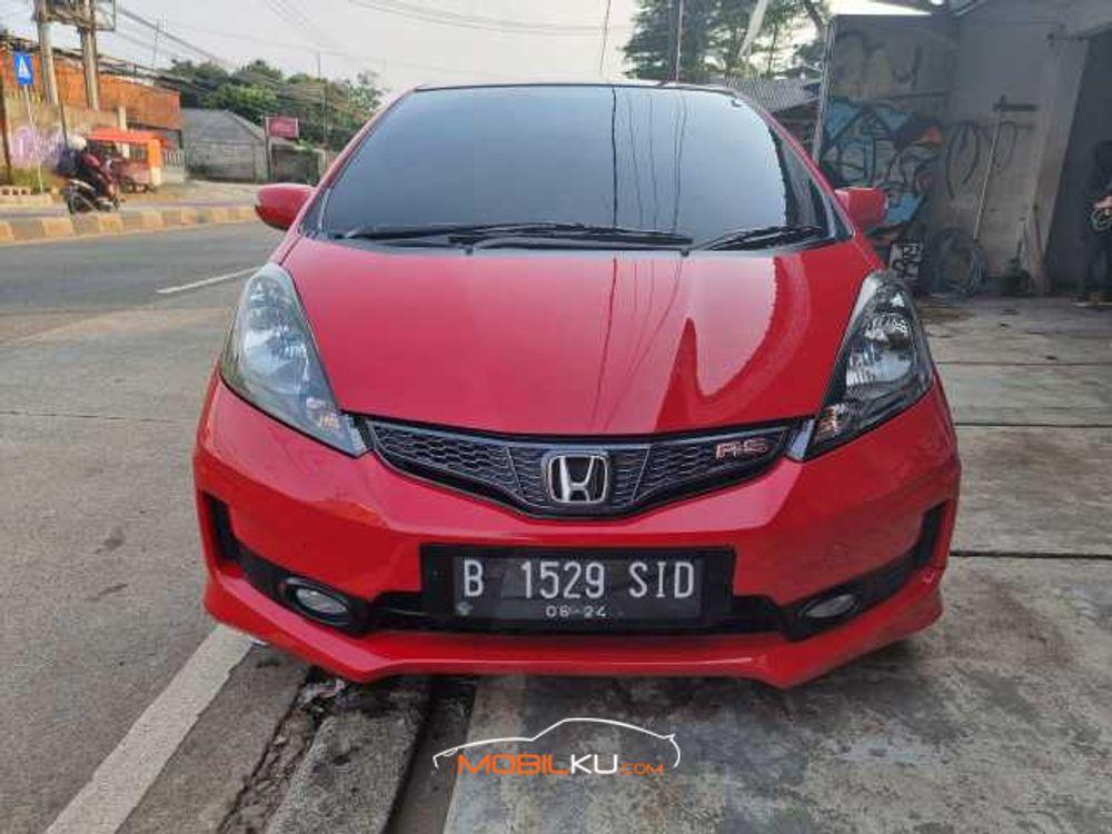 Mobil Honda Jazz 2014