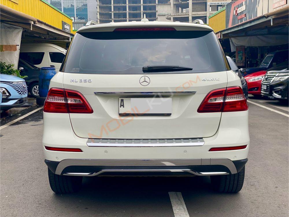 Mobil Mercedes-Benz ML 2013