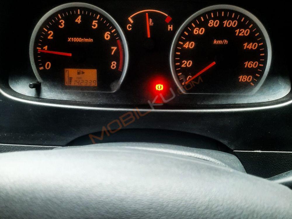 Mobil Daihatsu Luxio 2016