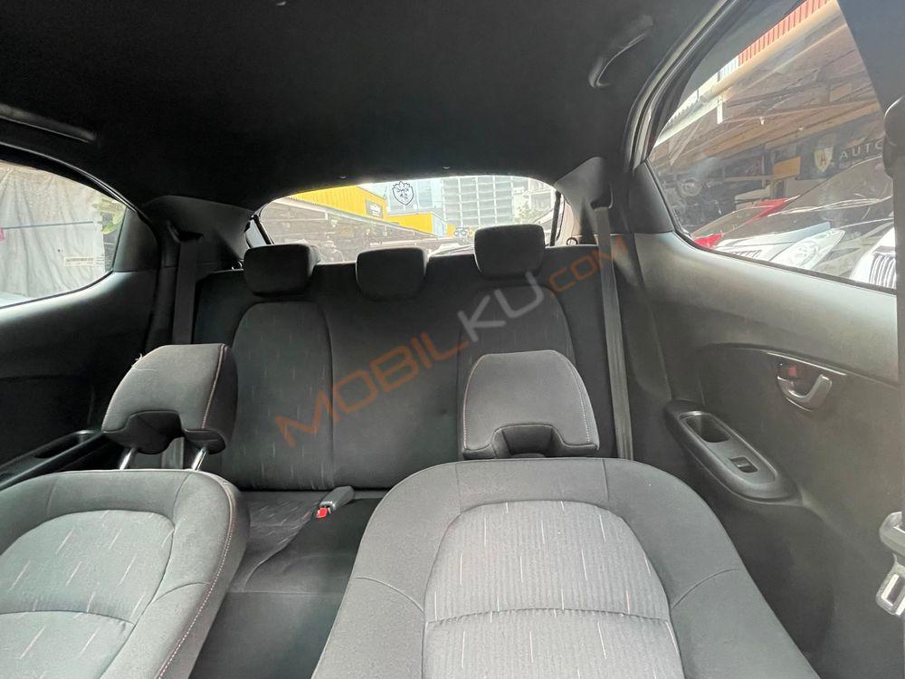 Mobil Honda Brio 2023