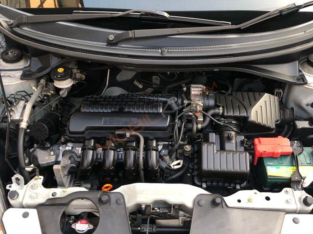 Mobil Honda Brio 2014