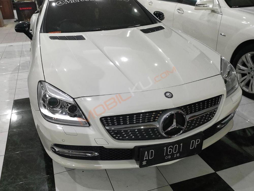 Mobil Mercedes-Benz SLK 2012