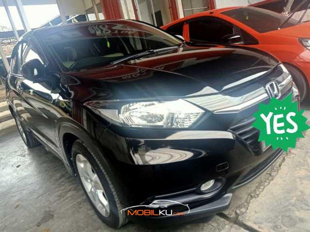 Mobil Honda HR-V 2017