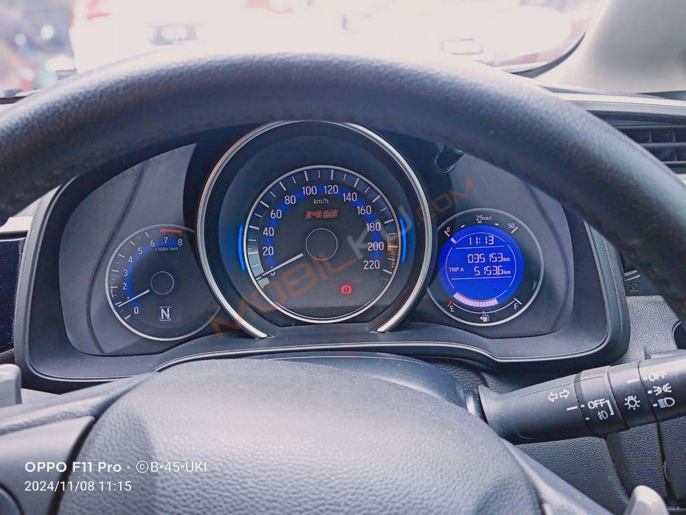 Mobil Honda Jazz 2016