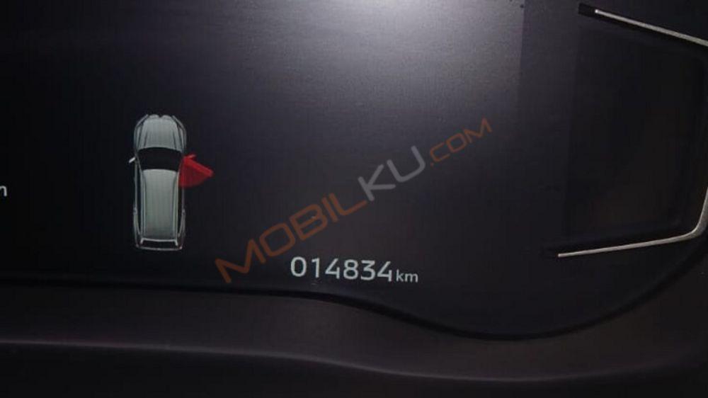 Mobil Mitsubishi Pajero Sport 2024