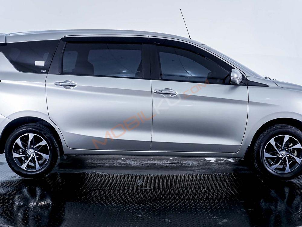 Mobil Suzuki Ertiga 2022