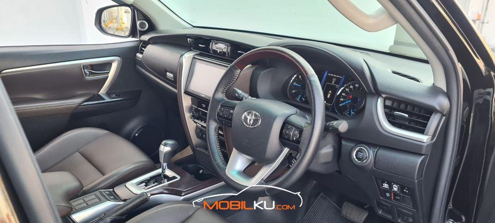 Mobil Toyota Fortuner 2018