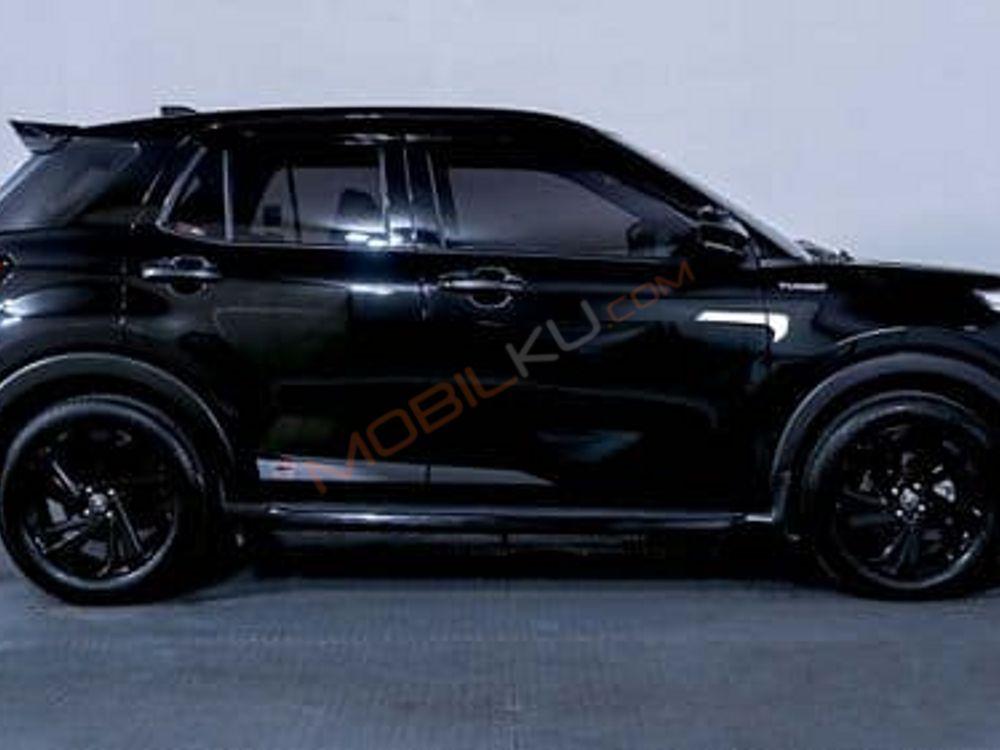 Mobil Toyota Raize 2022