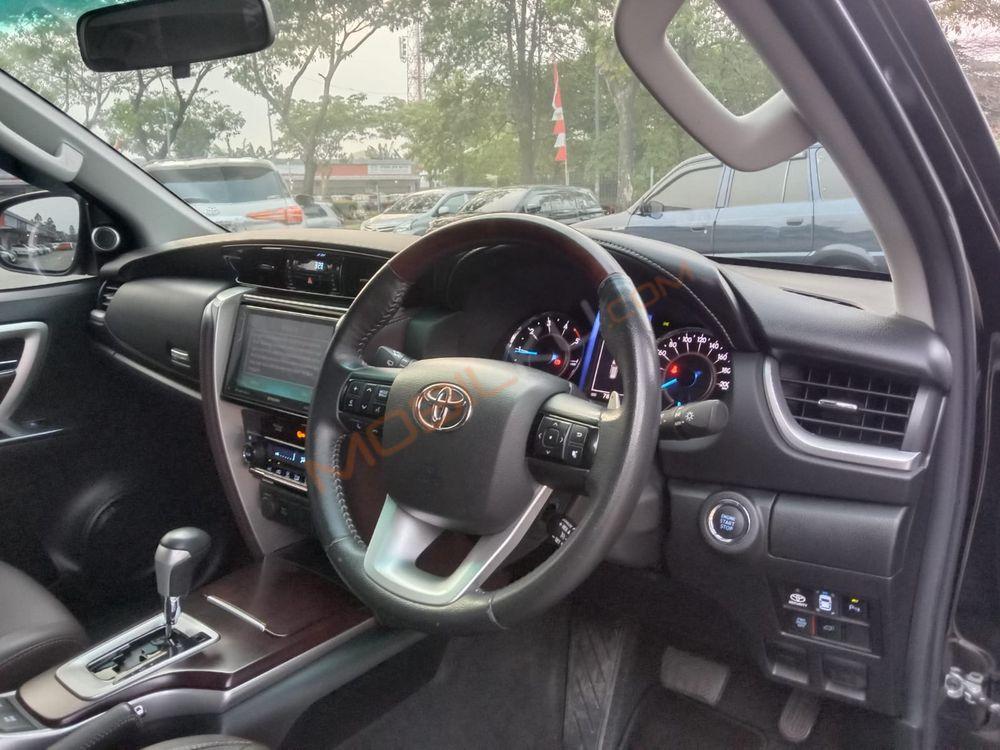 Mobil Toyota Fortuner 2019