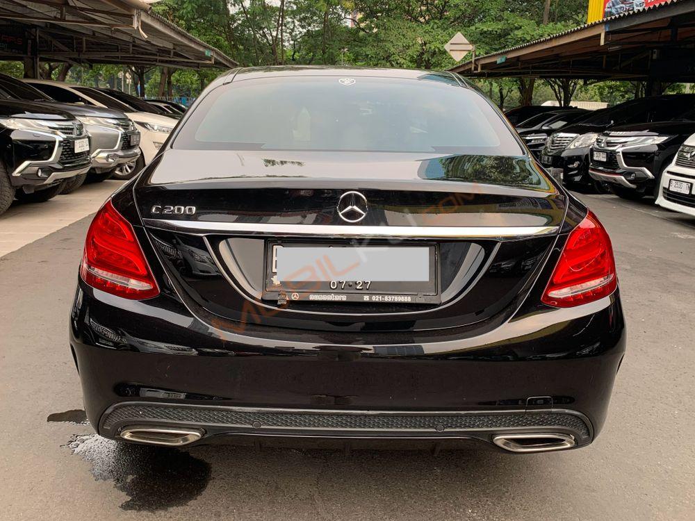 Mobil Mercedes-Benz C-Class 2018