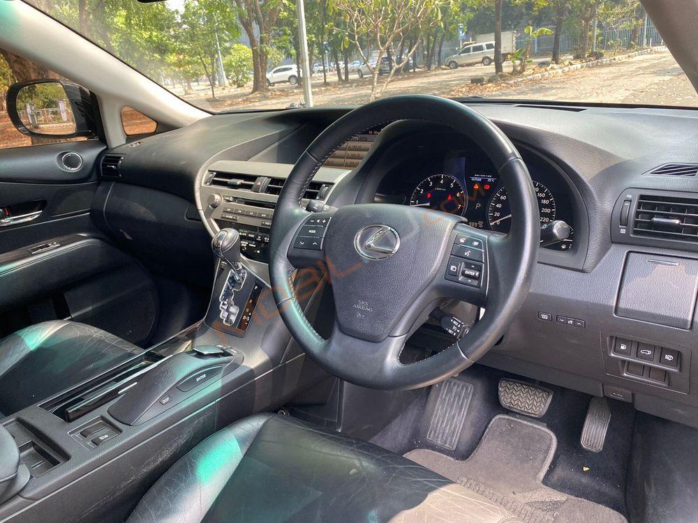 Mobil Lexus RX 2011