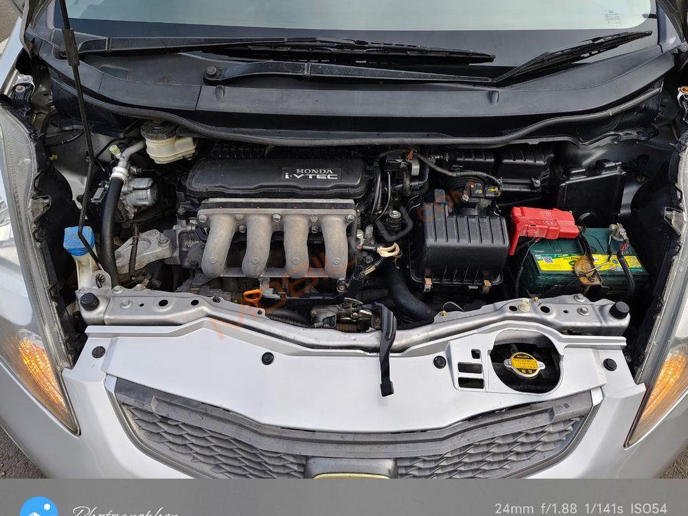 Mobil Honda Jazz 2008