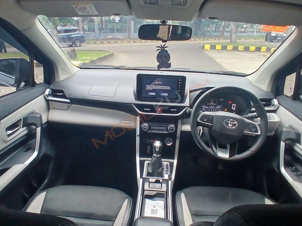 Mobil Toyota Veloz 2022