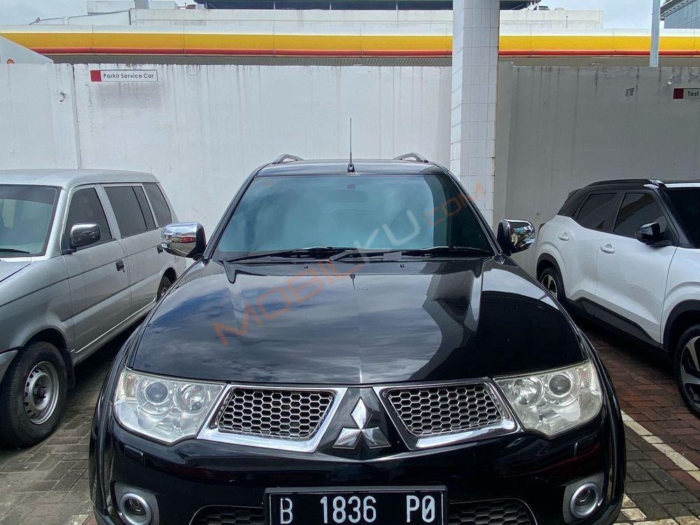 Mobil Mitsubishi Pajero Sport 2011