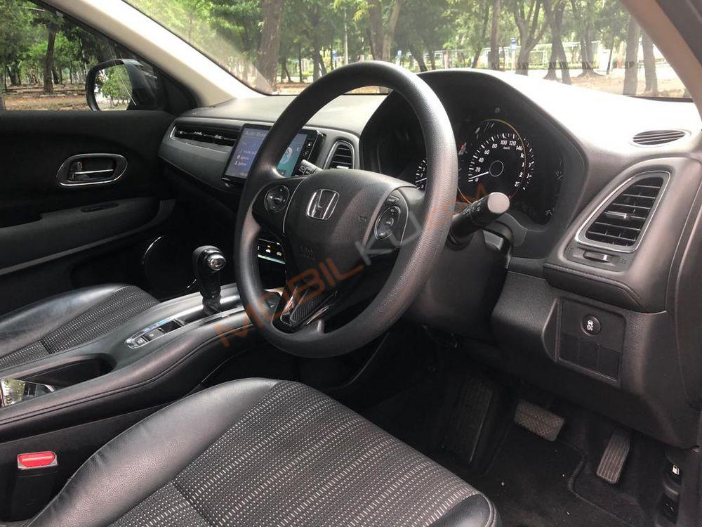 Mobil Honda HR-V 2017