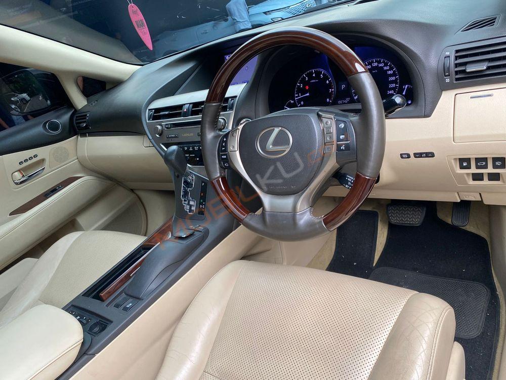 Mobil Lexus RX 2014