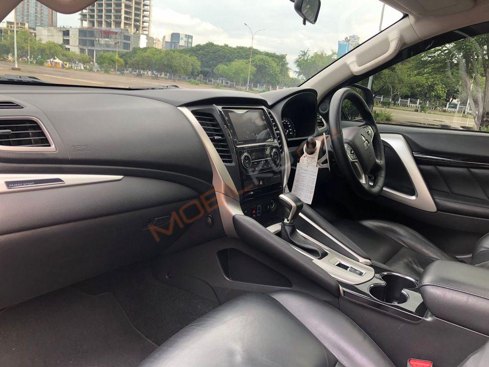 Mobil Mitsubishi Pajero Sport 2018